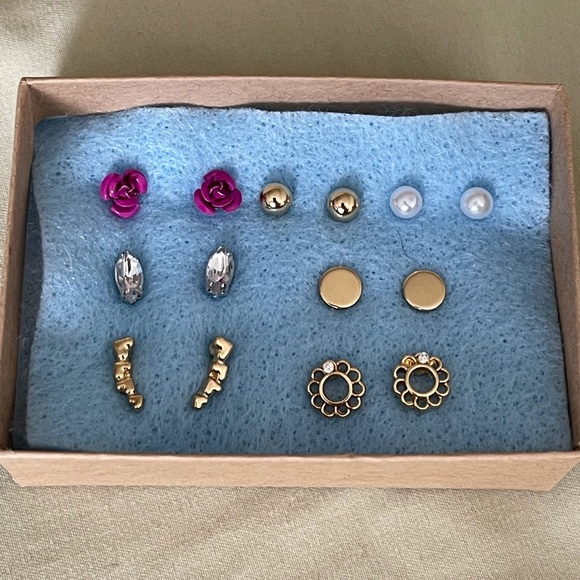 Earring Set - 7 pair set - Picture 2 of 5